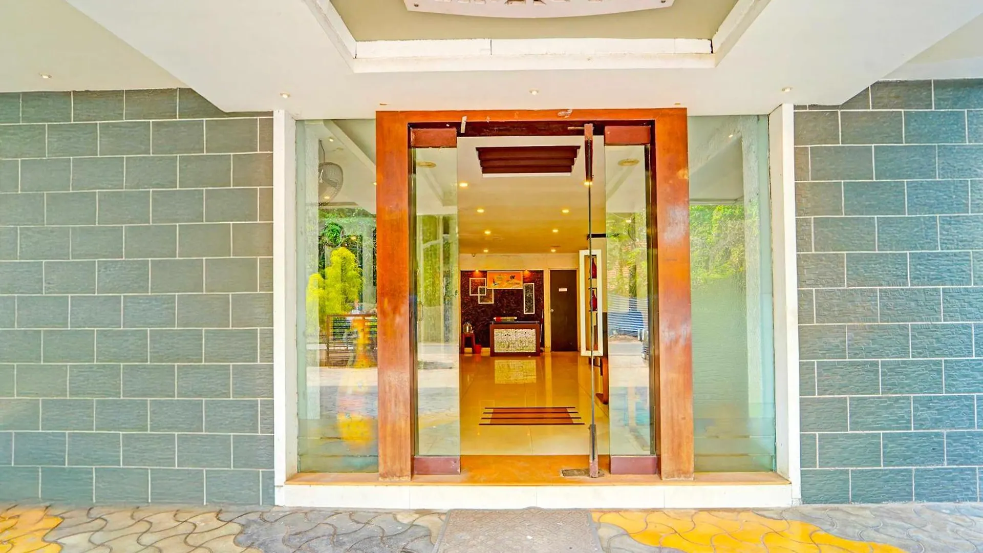 Hotel O Alappuzha Town