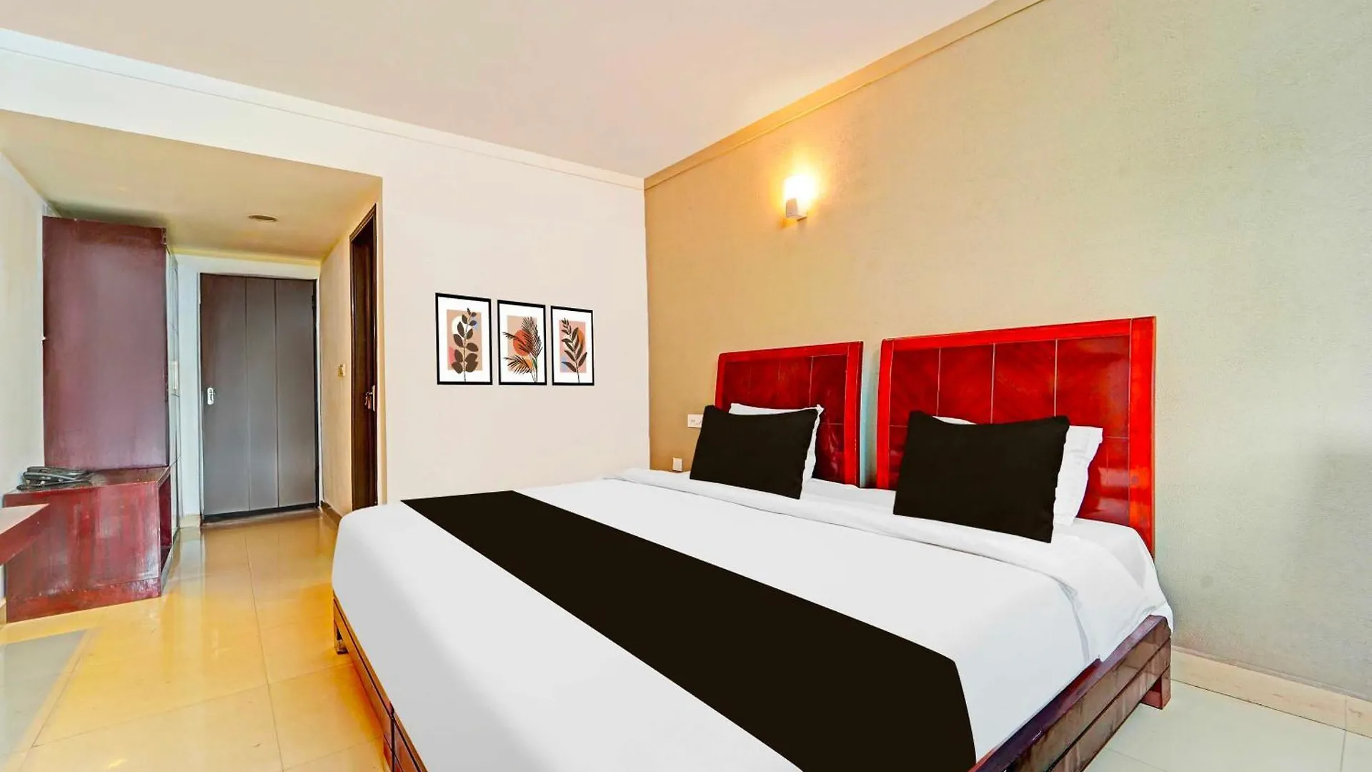 Hotel O Alappuzha Town