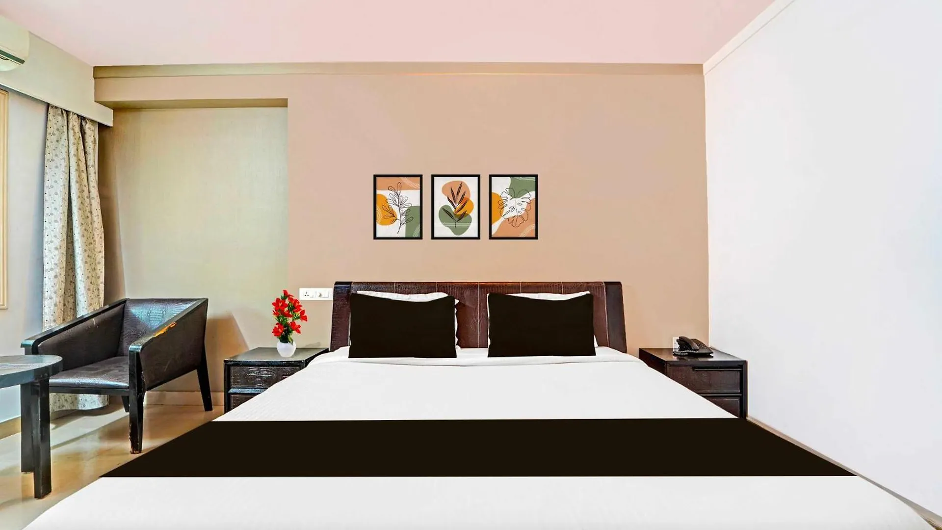 Hotel O Alappuzha Town