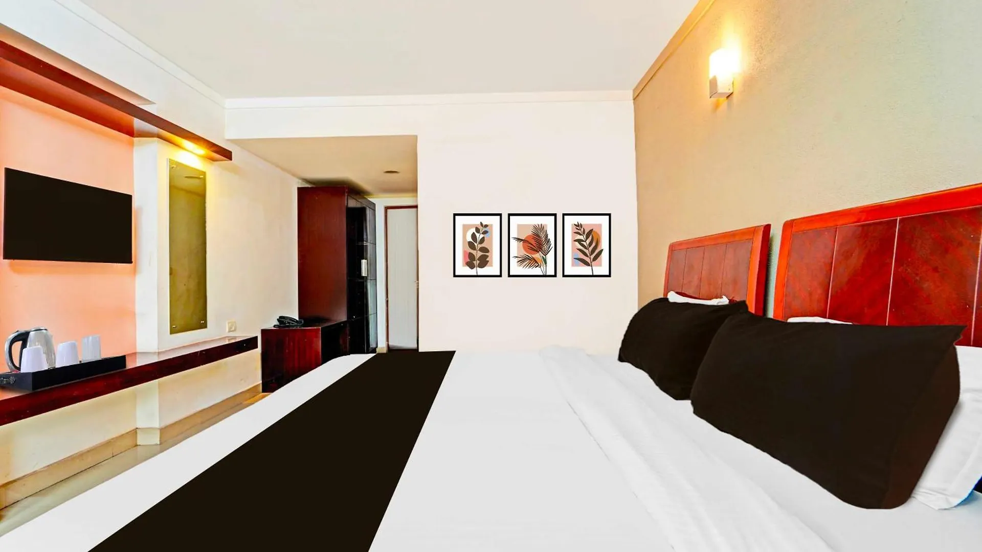 Hotel O Alappuzha Town